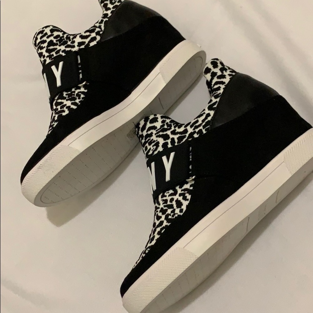Shoes - Picture 3 of 3